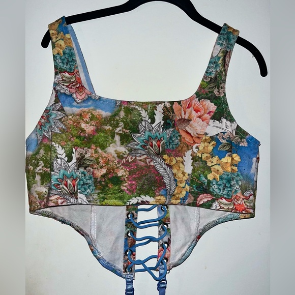 Floral Corset - Picture 2 of 3